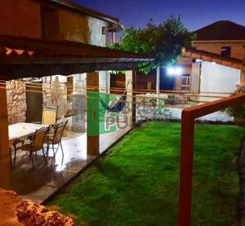 CASA DE PUEBLO EN VENTA DE XINZO DE LIMIA