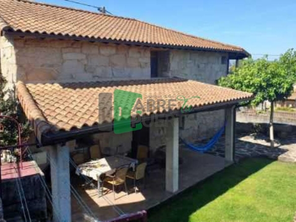 CASA DE PUEBLO EN VENTA DE XINZO DE LIMIA
