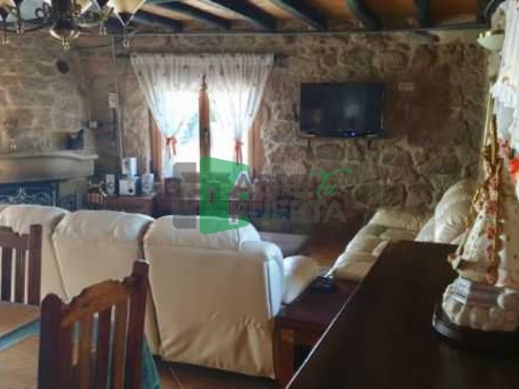 CASA DE PUEBLO EN VENTA DE XINZO DE LIMIA