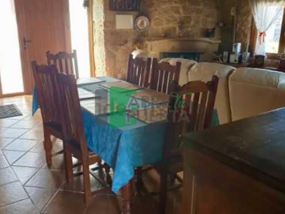 CASA DE PUEBLO EN VENTA DE XINZO DE LIMIA