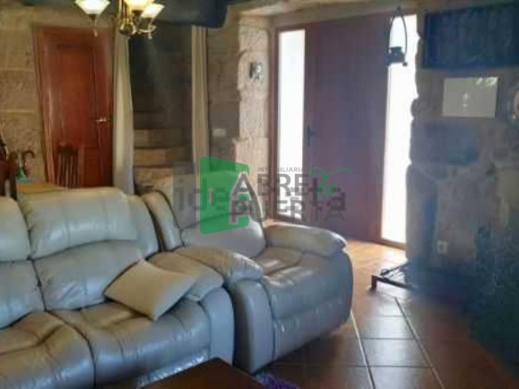 CASA DE PUEBLO EN VENTA DE XINZO DE LIMIA