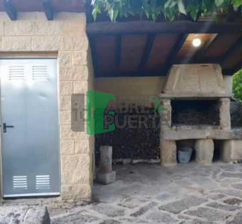 CASA DE PUEBLO EN VENTA DE XINZO DE LIMIA