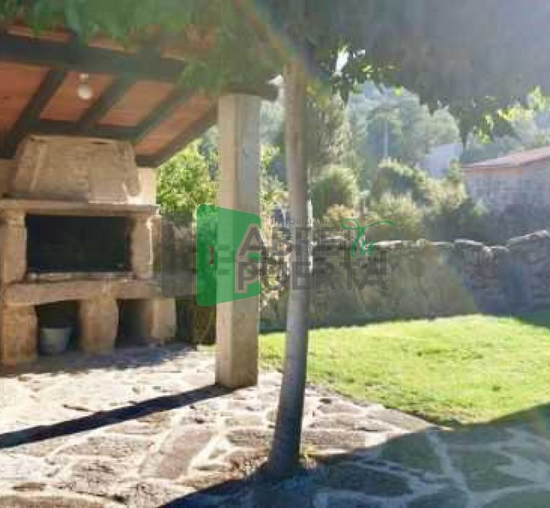 CASA DE PUEBLO EN VENTA DE XINZO DE LIMIA
