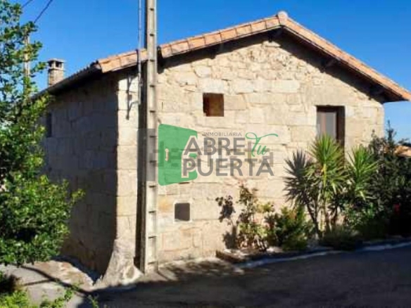 CASA DE PUEBLO EN VENTA DE XINZO DE LIMIA