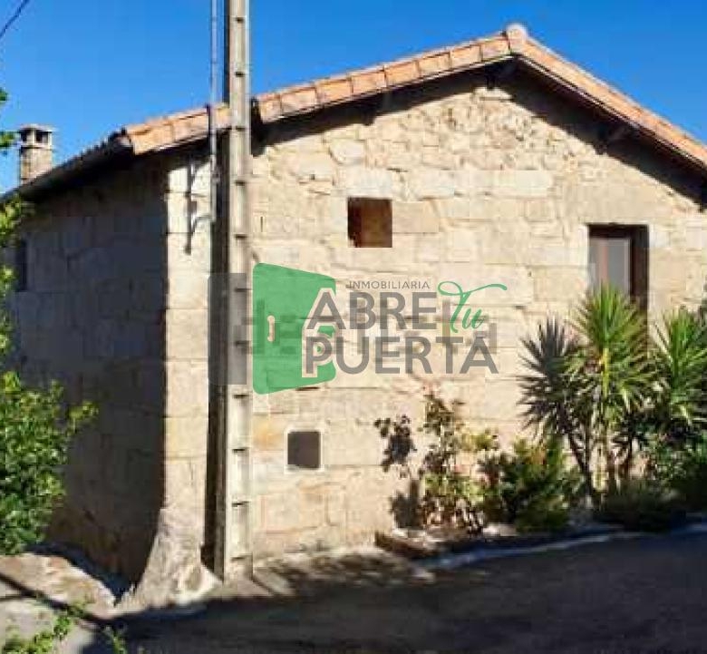 CASA DE PUEBLO EN VENTA DE XINZO DE LIMIA