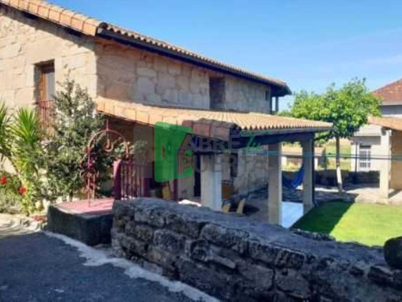 CASA DE PUEBLO EN VENTA DE XINZO DE LIMIA