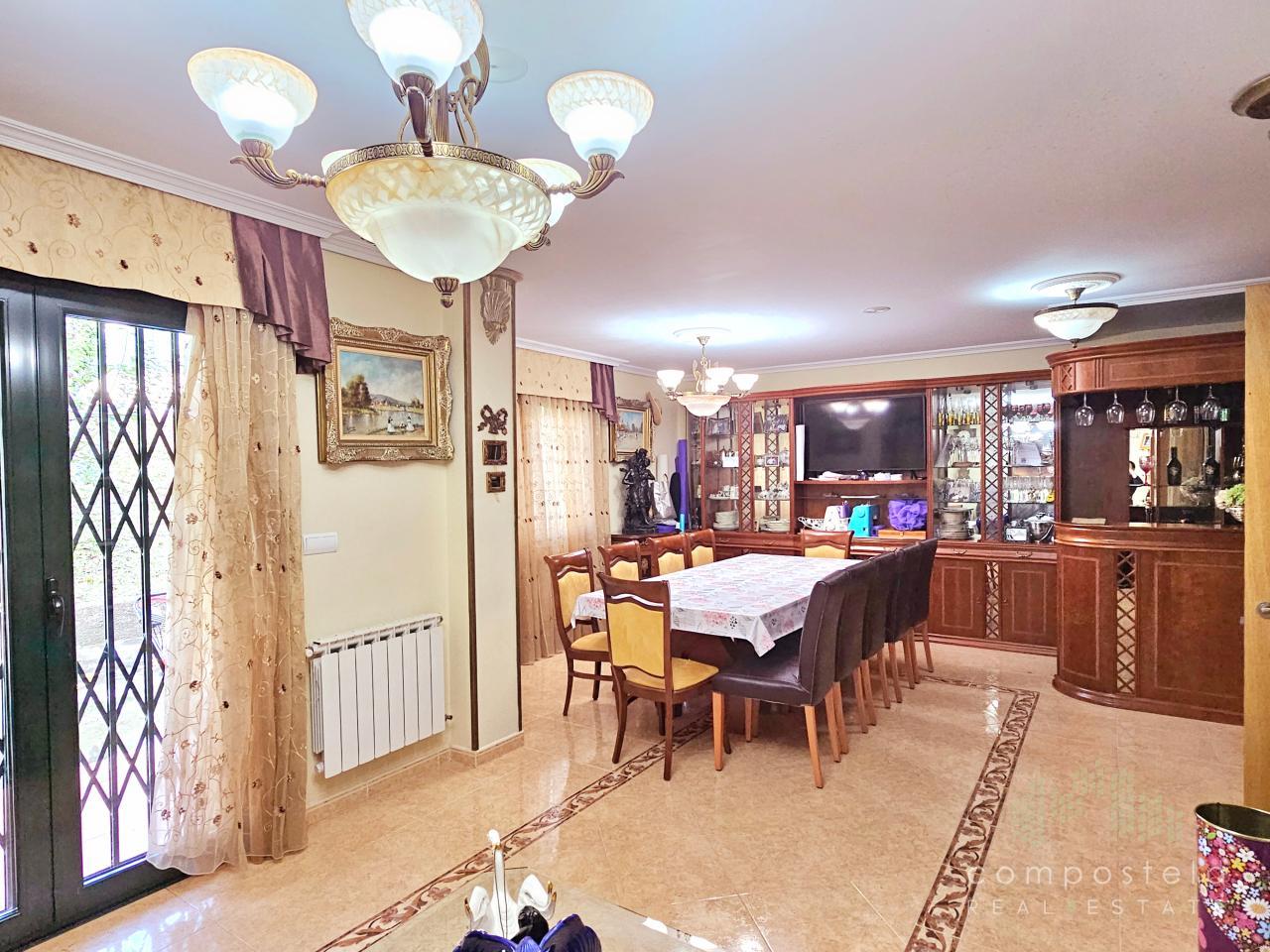 170044028113000035255_170043933393 Vivienda unifamiliar en Santiago