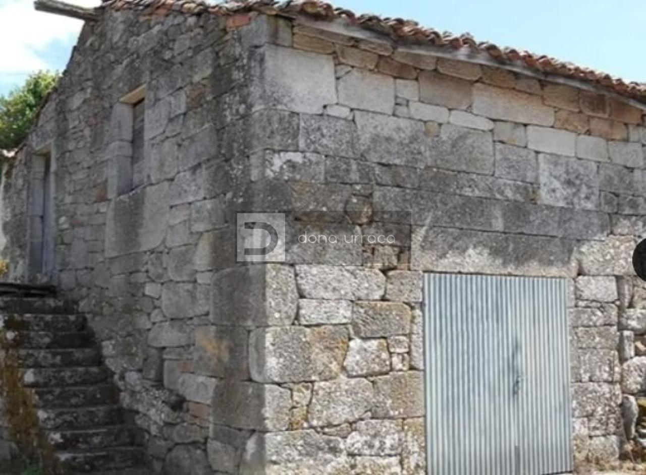 170168059014100035634_170168008647 VENTA DE CASA EN VILAR DE CERREDA