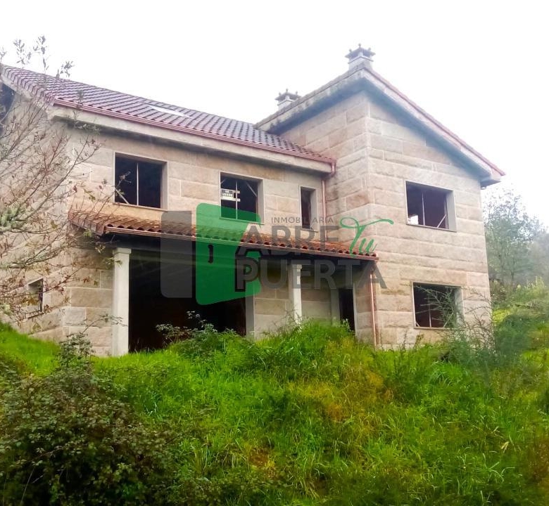 CHALET EN VENTA PARA REMATAR EN NOGUEIRA DE RAMUÍN