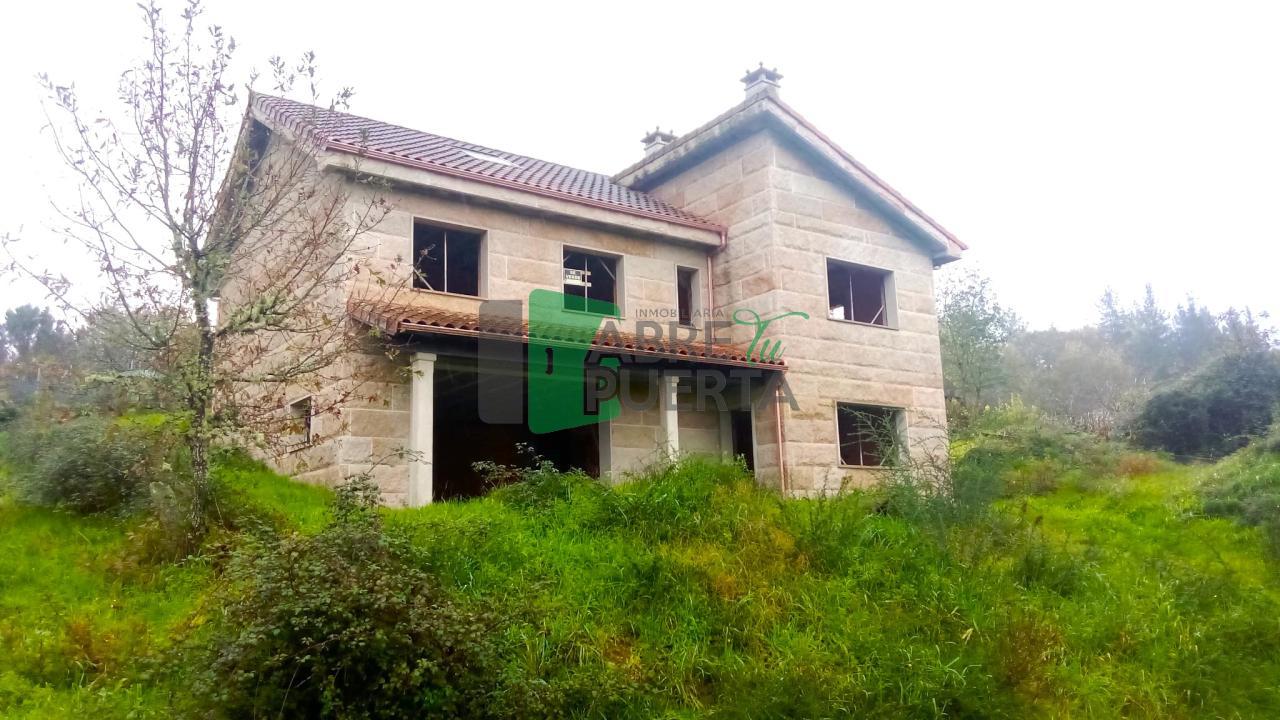 170168991236400035635_170168979587 CHALET EN VENTA PARA REMATAR EN NOGUEIRA DE RAMUÍN