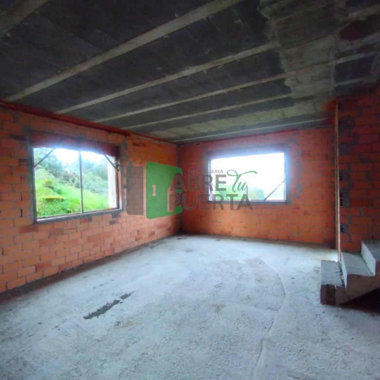 CHALET EN VENTA PARA REMATAR EN NOGUEIRA DE RAMUÍN