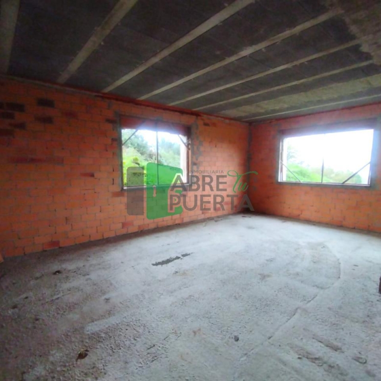 CHALET EN VENTA PARA REMATAR EN NOGUEIRA DE RAMUÍN
