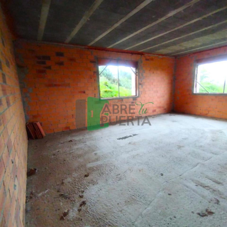 CHALET EN VENTA PARA REMATAR EN NOGUEIRA DE RAMUÍN