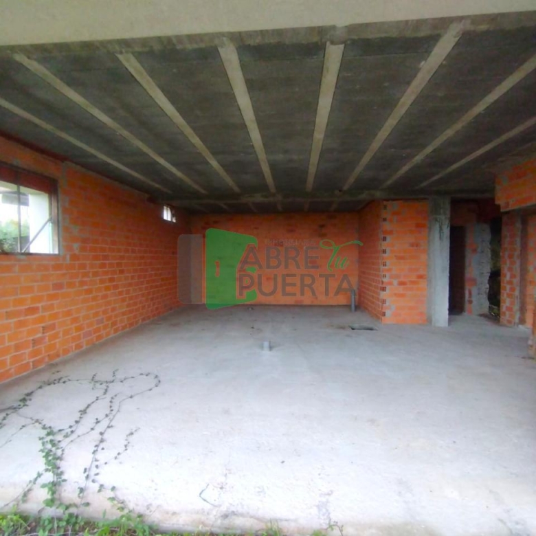 CHALET EN VENTA PARA REMATAR EN NOGUEIRA DE RAMUÍN