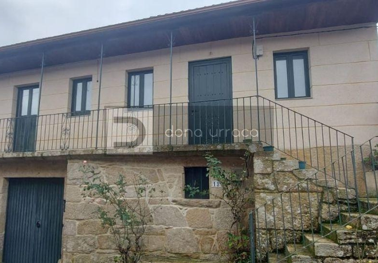 VENTA DE CASA EN CARBALLIÑO