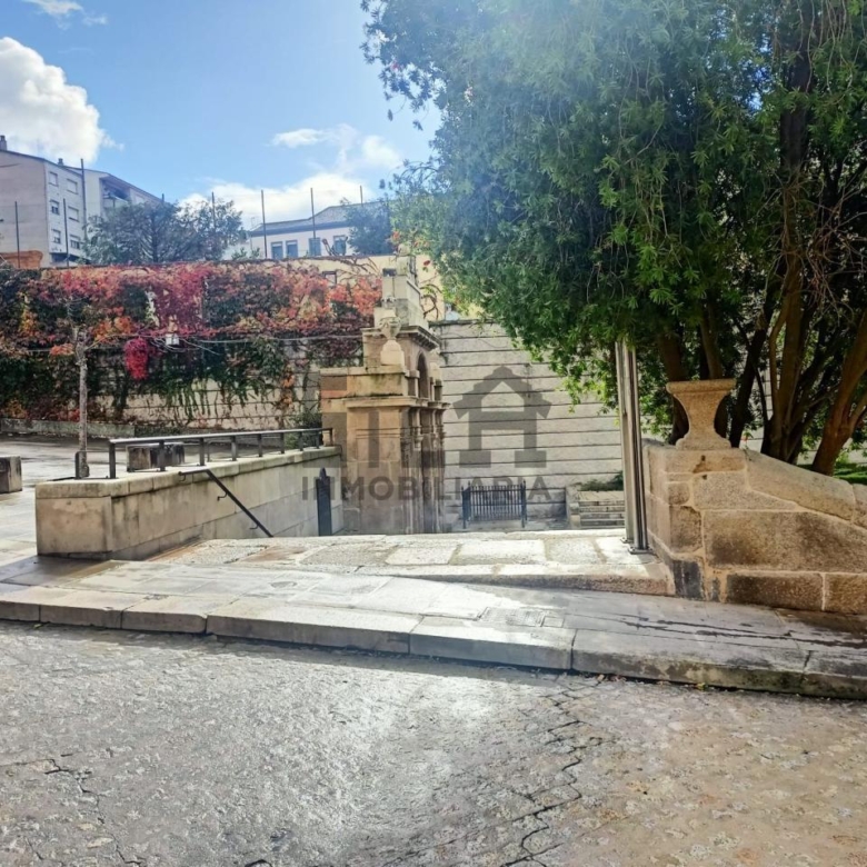 VENTA ENTRESUELO A REFORMAR ZONA AS BURGAS