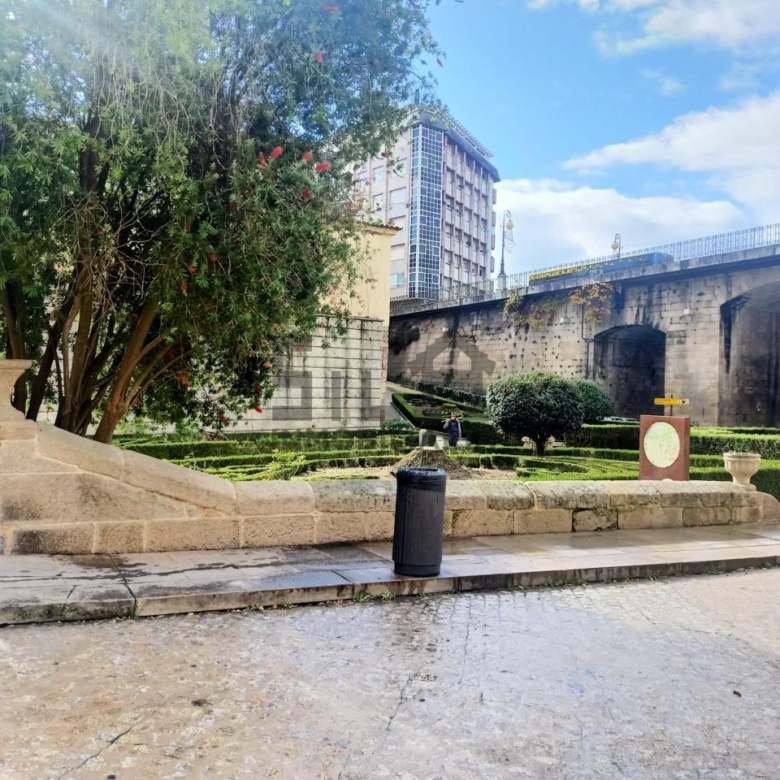 VENTA ENTRESUELO A REFORMAR ZONA AS BURGAS