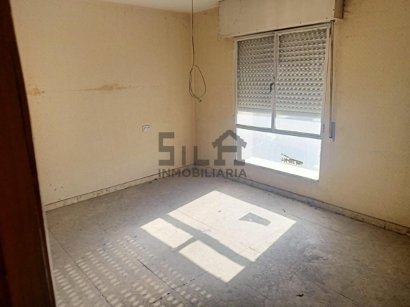 VENTA ENTRESUELO A REFORMAR ZONA AS BURGAS