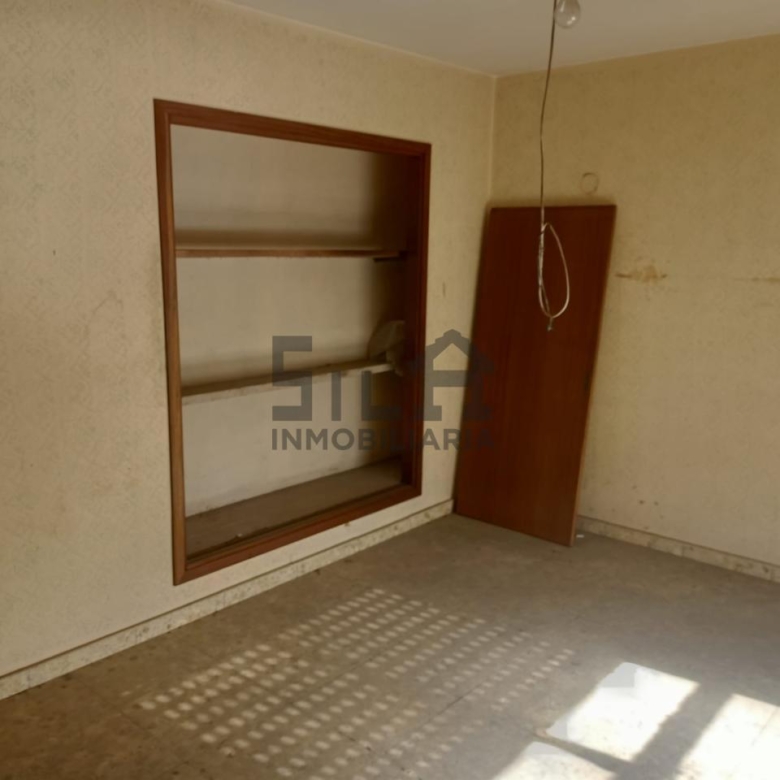 VENTA ENTRESUELO A REFORMAR ZONA AS BURGAS