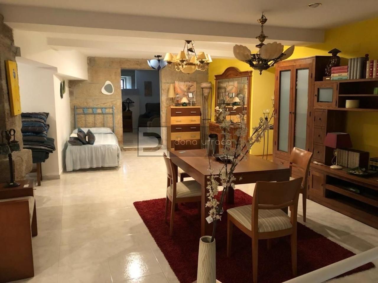170257617416600024728_170255374647 VENTA/ALQUILER IMPRESIONANTE LOCAL EN EL CASCO ANTIGUO