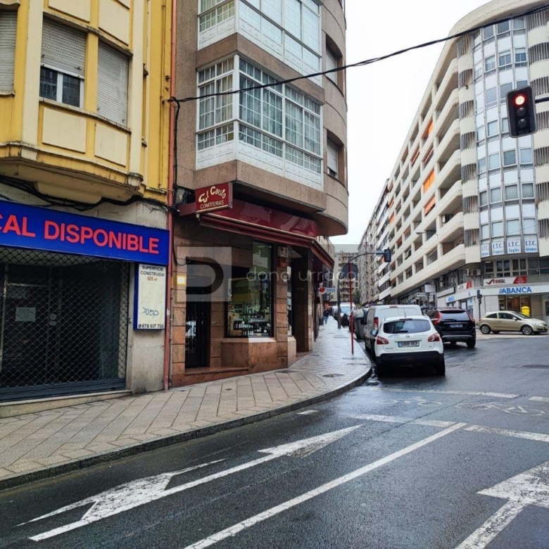 ALQUILER LOCAL CALLE ERVEDELO O COUTO