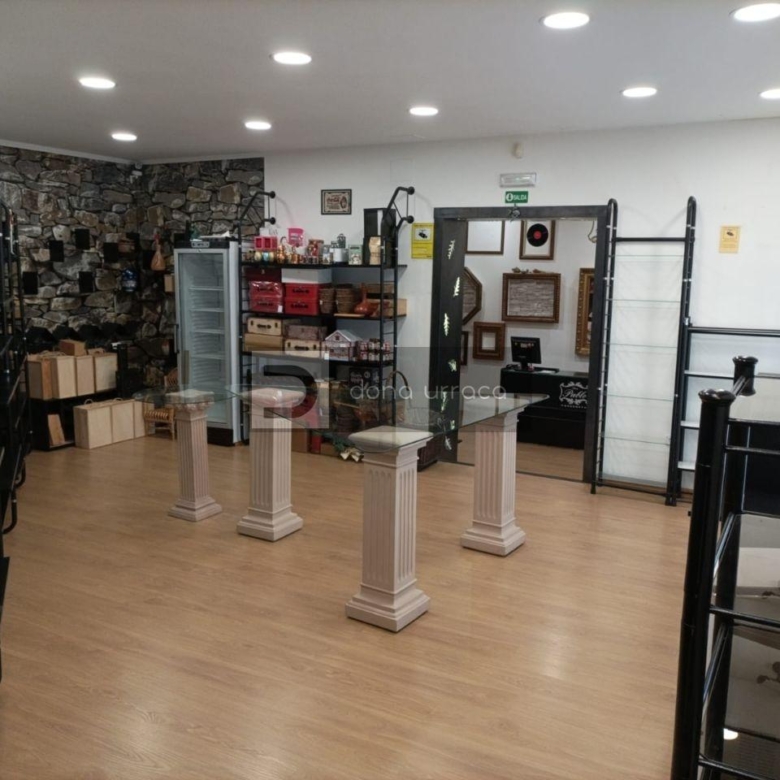 VETA DE LOCAL COMERCIAL EN AS BURGAS