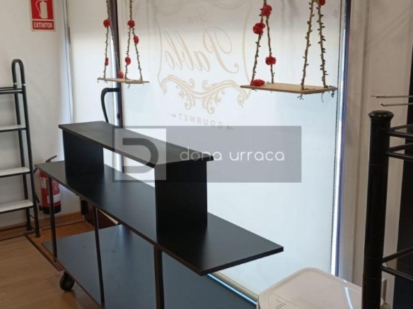 VETA DE LOCAL COMERCIAL EN AS BURGAS