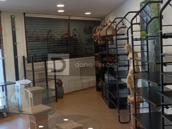 VETA DE LOCAL COMERCIAL EN AS BURGAS
