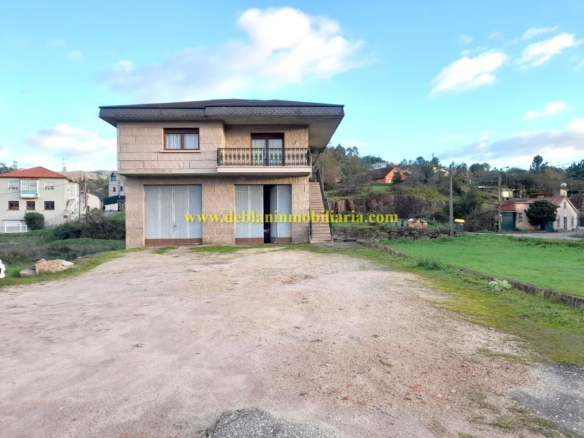 LOCAL DE 135 M2, IDEAL PARA ALMACÉN