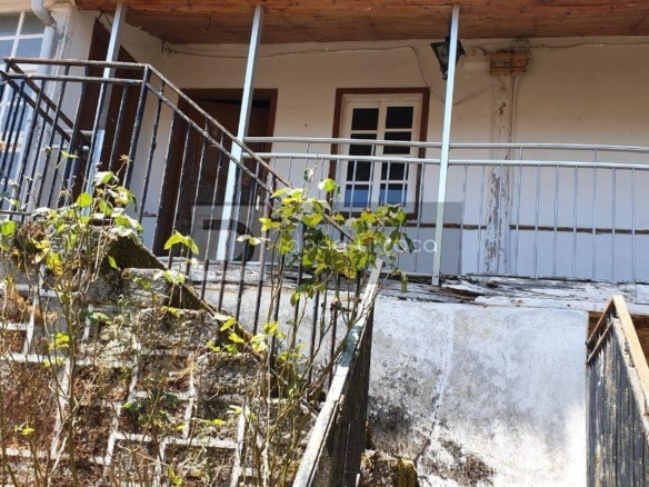 VENTA DE CASA EN PARADA DO SIL