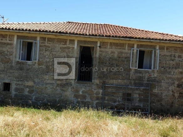 VENTA DE CASA EN PARADA DO SIL