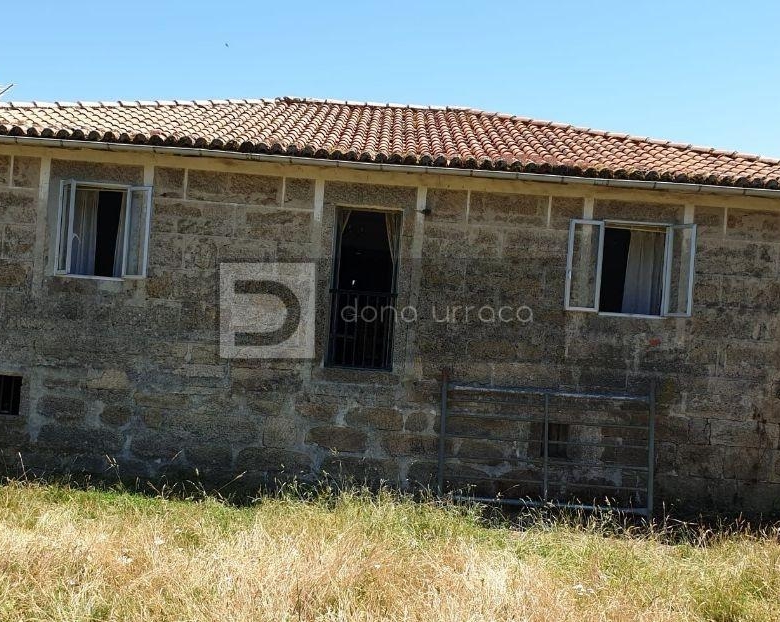 VENTA DE CASA EN PARADA DO SIL
