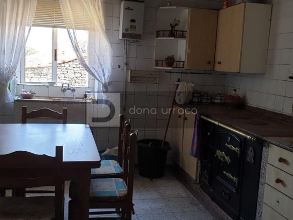 VENTA DE CASA EN PARADA DO SIL
