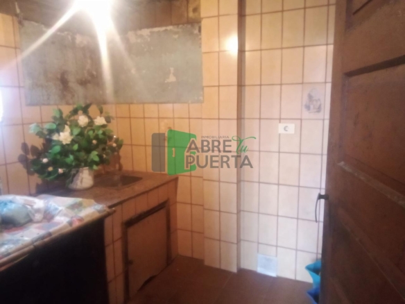 CASA PARA REFORMAR
