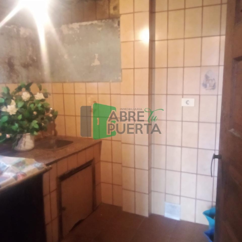 CASA PARA REFORMAR