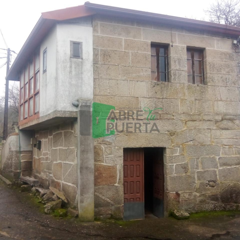 CASA PARA REFORMAR