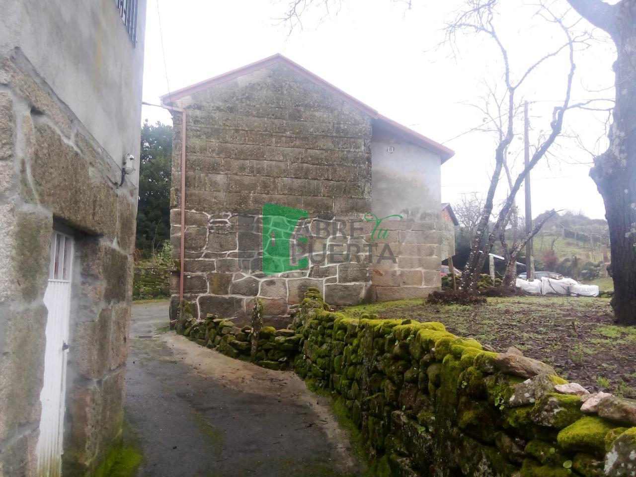 CASA PARA REFORMAR