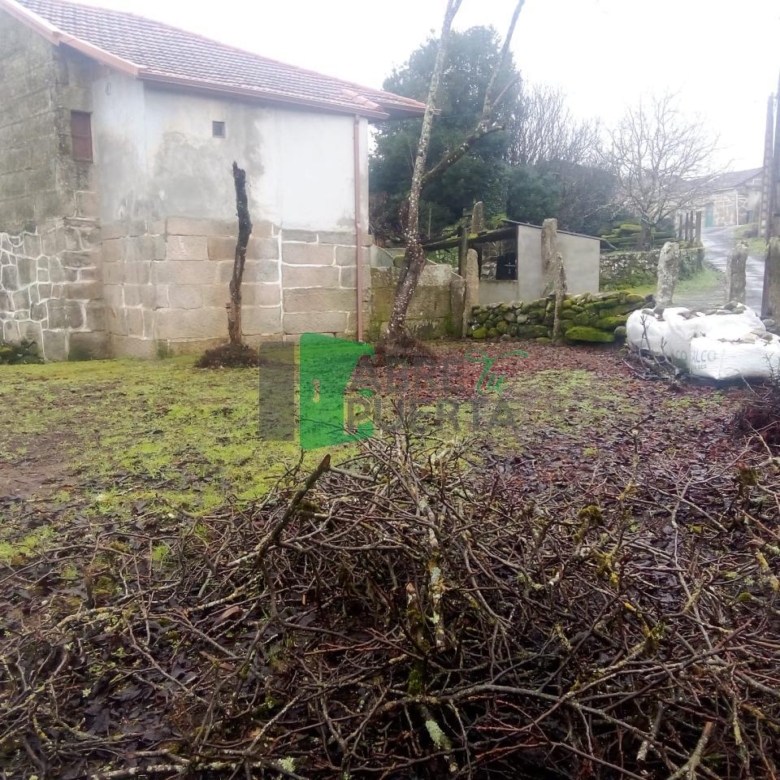 CASA PARA REFORMAR