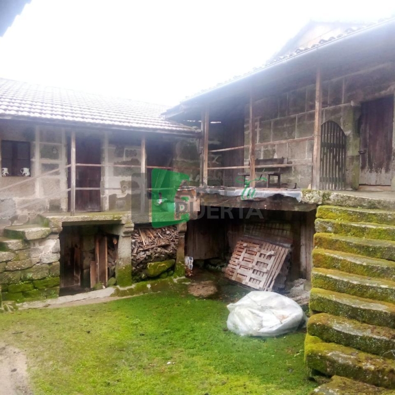 CASA PARA RESTAURAR
