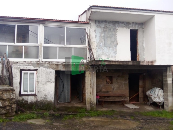 CASA PARA RESTAURAR