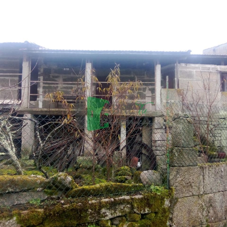 CASA PARA RESTAURAR