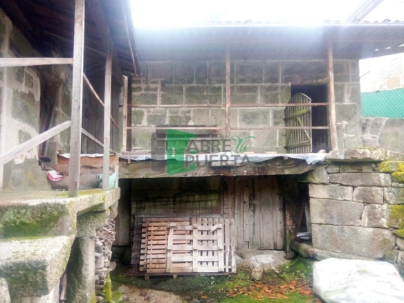 CASA PARA RESTAURAR