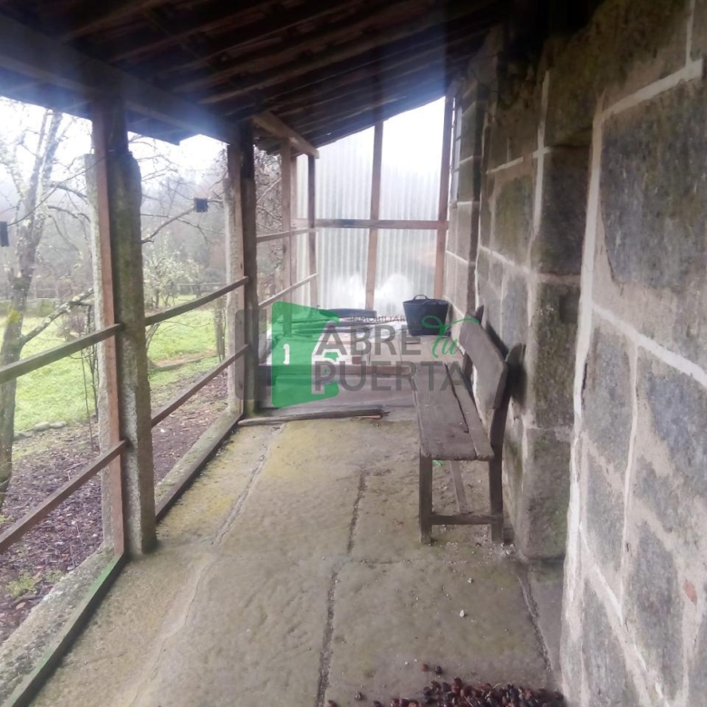 CASA PARA RESTAURAR