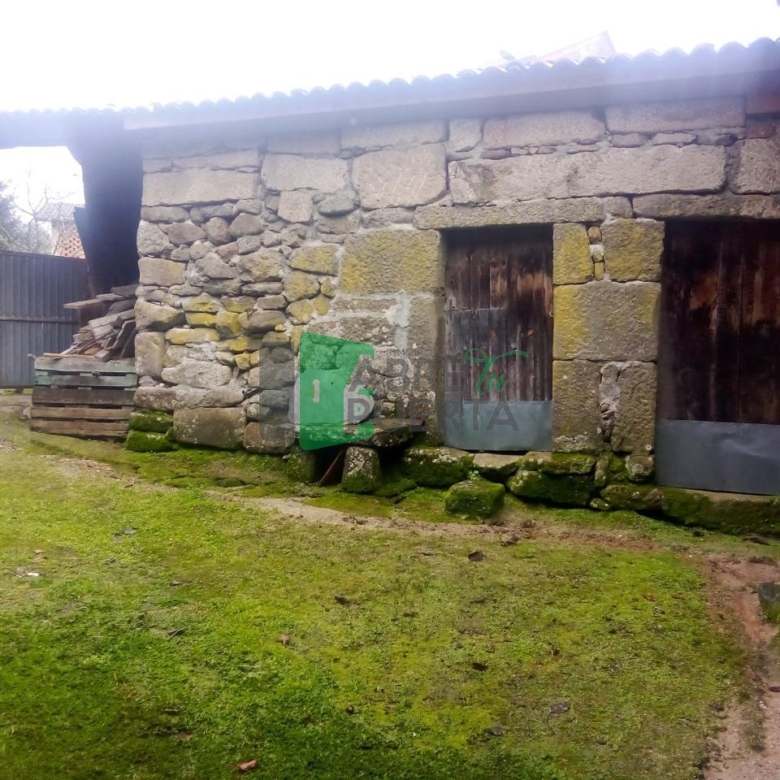 CASA PARA RESTAURAR
