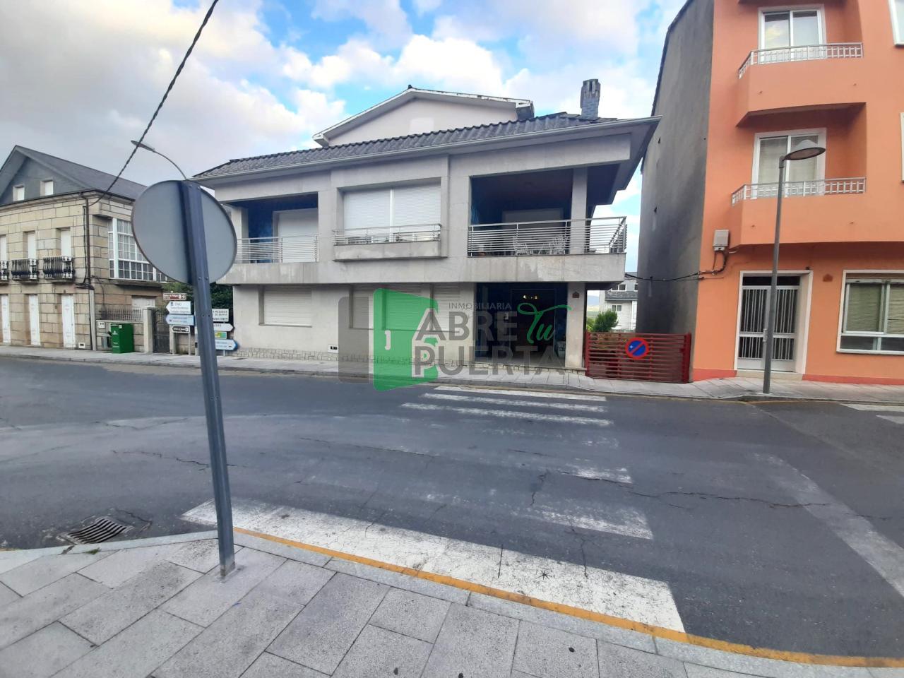 170482458781400035905_170482320295 CASA EN VENTA