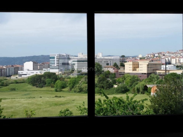 VENTA DE CASA EN OURENSE ZONA A CUÑA CON TERRENO