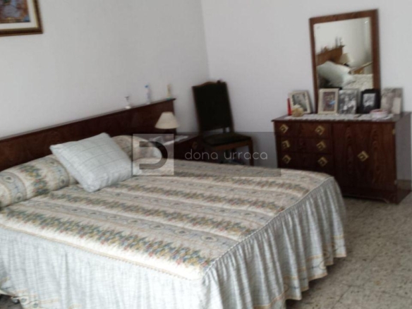 VENTA DE CASA EN OURENSE ZONA A CUÑA CON TERRENO