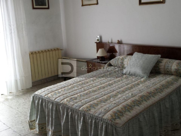 VENTA DE CASA EN OURENSE ZONA A CUÑA CON TERRENO