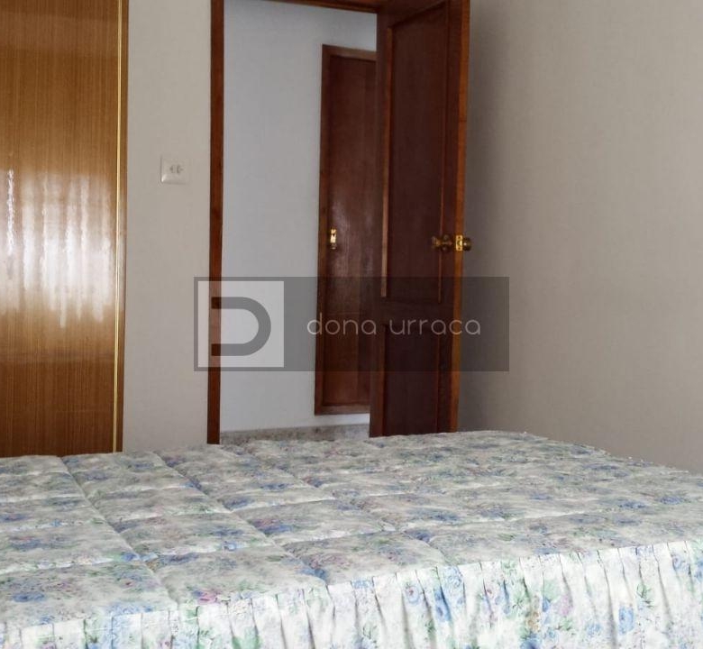 VENTA DE CASA EN OURENSE ZONA A CUÑA CON TERRENO