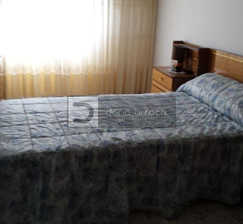 VENTA DE CASA EN OURENSE ZONA A CUÑA CON TERRENO